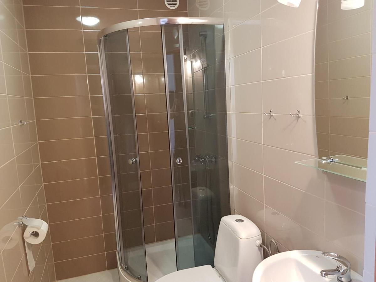 O.W.W Janosik Hotel Устроне Морске Екстериор снимка