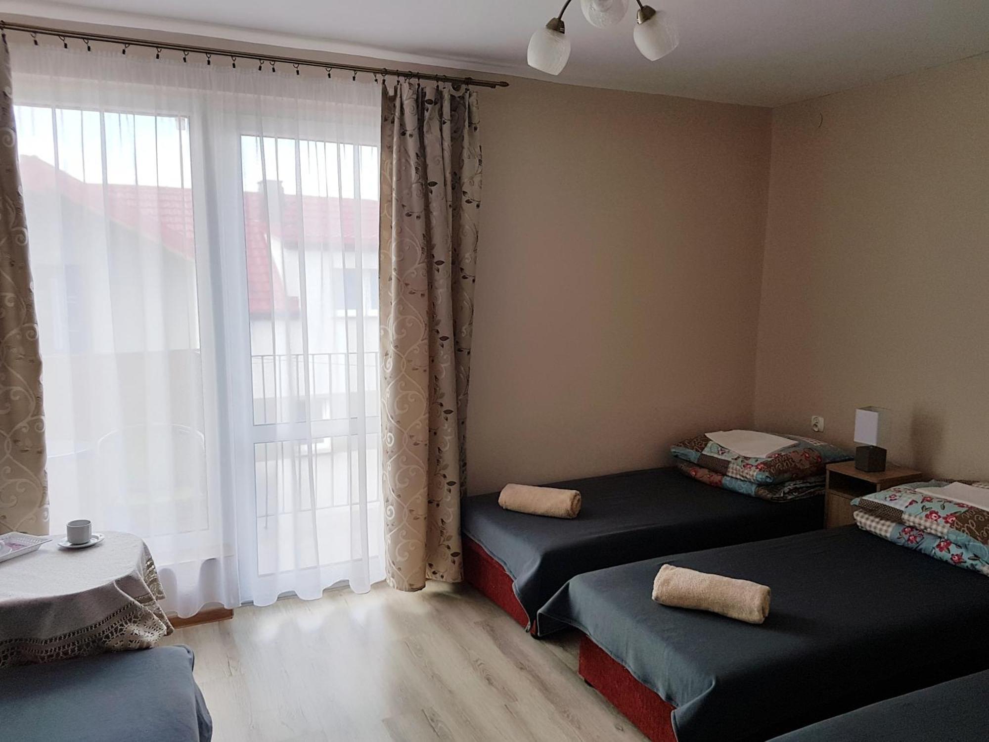 O.W.W Janosik Hotel Устроне Морске Екстериор снимка
